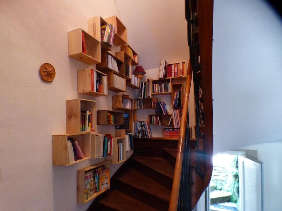 Maison Familiale Pour 8 Saint-Aventin 外观 照片